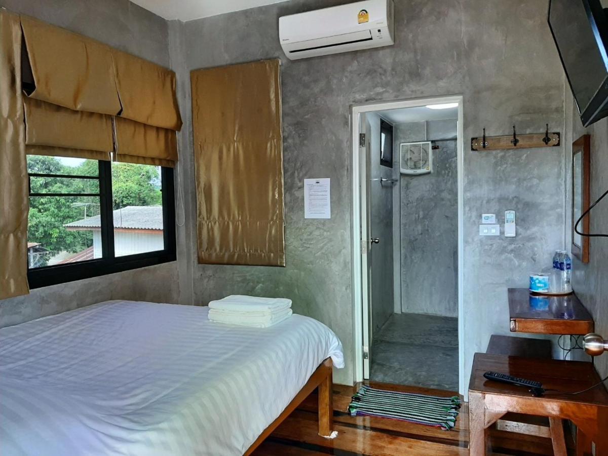 Baan Rabiangdao Uthaithani Uthai Thani Exterior foto